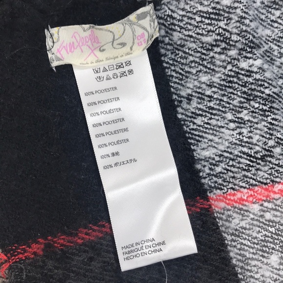 🎁 Free People Valley Plaid Fringe Scarf - Picture 5 of 6
